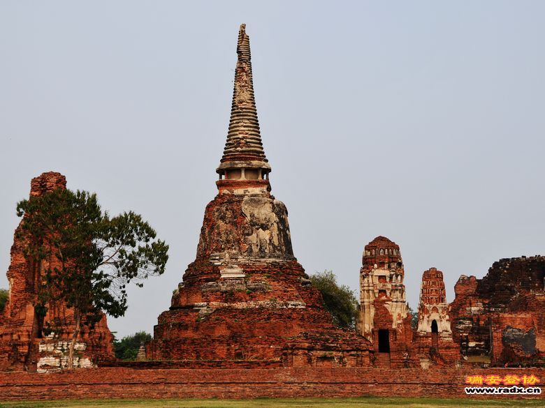 2012.3.24-4.2泰国行 2013.jpg