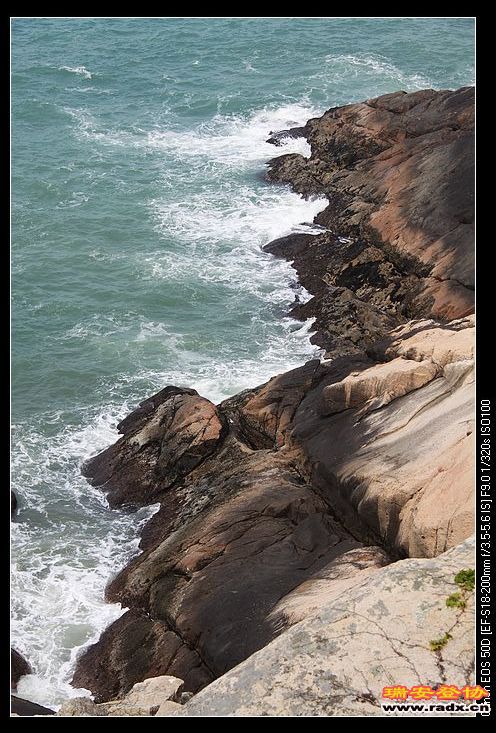 海水篮得让人心醉。