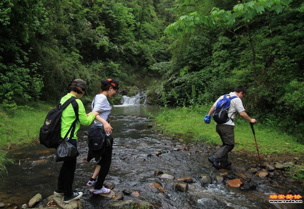 永嘉金坑穿越 123.jpg
