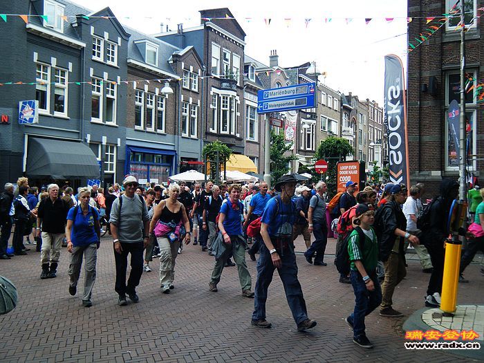 nEO_IMG_奈梅亨徒步 070.jpg