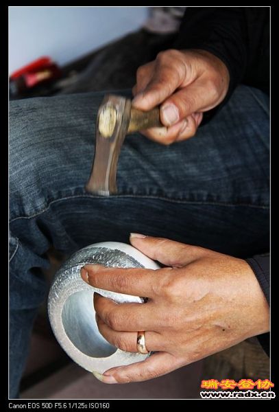 小锤敲过一千年。