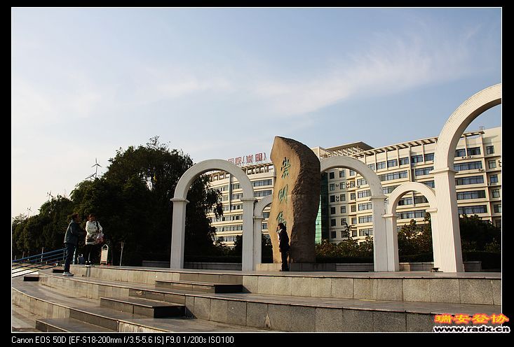 因为不是周末，游人廖廖。