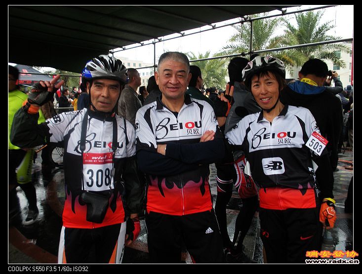 河南郑州人，61，60，54岁（女，第五名），成绩很好，向他们学习！！！