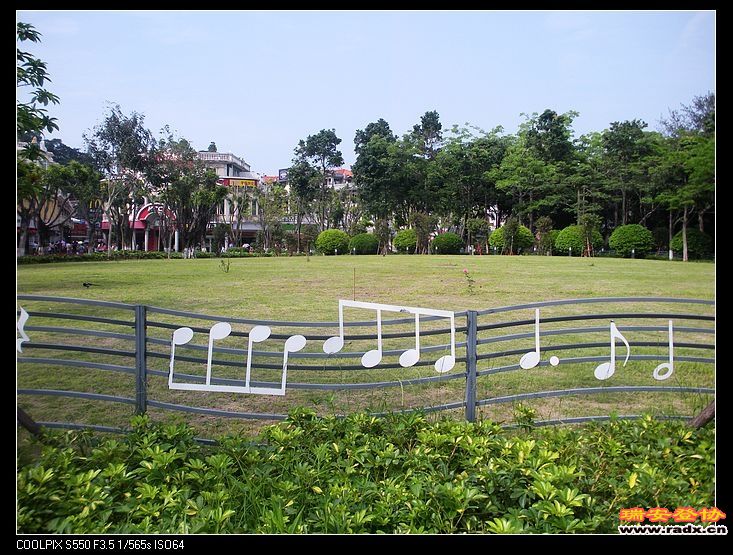 音乐之岛，充满温馨，浪漫。