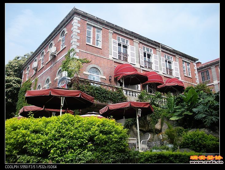 古老的建筑，散发着迷人的魅力。