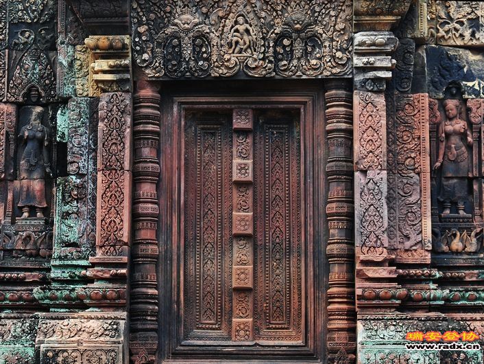 女人宫-吴哥最华丽的雕刻 (2).jpg