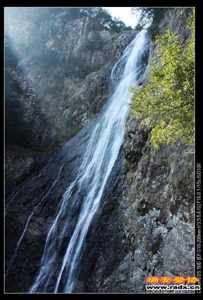 丝丝小雨激荡我心。