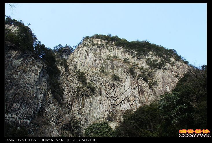 柱状节理全貌。