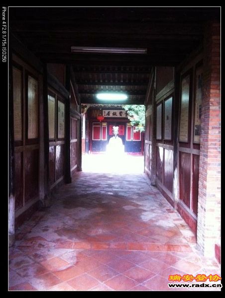 运气不错，到时几分钟，开门迎客了，哈哈！