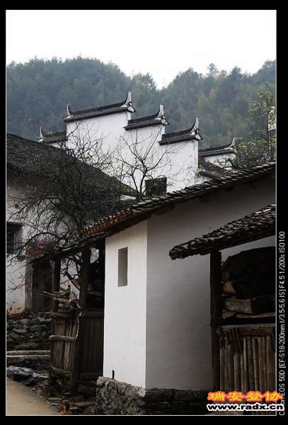 程小列 18720396943  红枫客栈  qq:2279913574