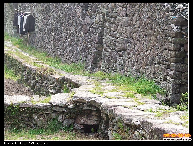 历史的遗迹，可圈可点。
