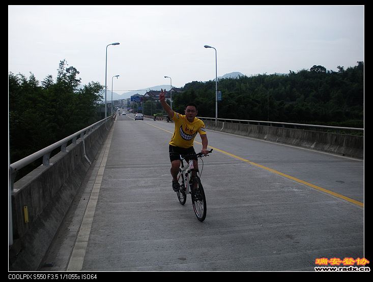 快速王-大刚。在这次绍兴比赛中，220公里（其中上坡40公里）比赛平均时速达30公里，了不起，获个人山地赛第 ...